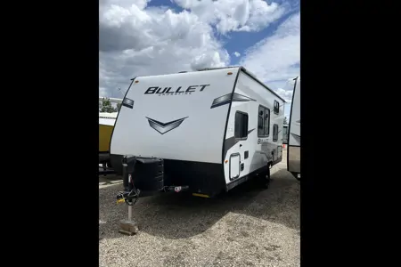 James's Keystone 1700BH Travel Trailer