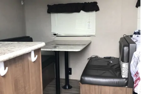 Mathew's Aspen Trailer Trailer 1700 BH Travel Trailer