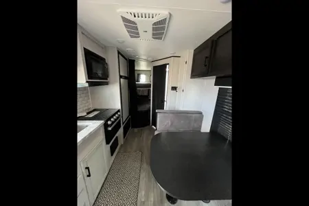 Gustavo's Jayco Jayco jay flight slx8 Travel Trailer