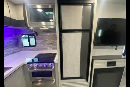Robert's Travel Lite RV Evoke Model A Travel Trailer