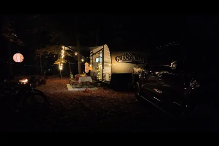 Grand River 17BHG Travel Trailer2026