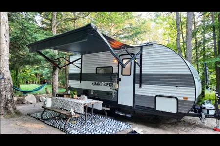 Grand River 17BHG Travel Trailer2026