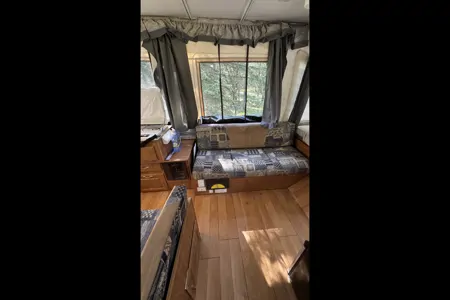 Hawk- Forest River 1PRT1907 Tent Trailer