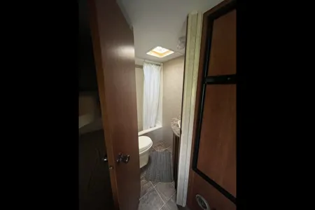 🇨🇦 Dan & Monique’s 24’ KZ Sportsmen Travel Trailer. Family Friendly!  Easy booking!