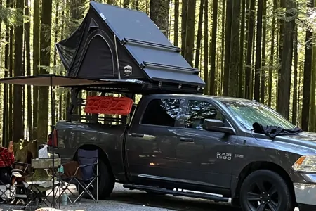 Gina's Ram 1500 Roof Top Tent