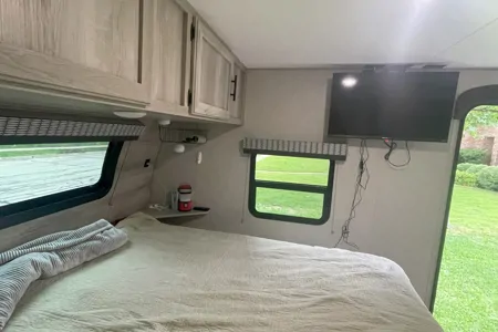 Eddie the Escape - Ultralight Travel Trailer