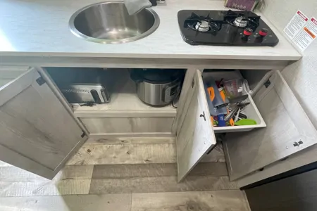 Eddie the Escape - Ultralight Travel Trailer