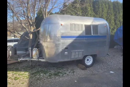 brett's Alumacoach 12ft Micro Trailer