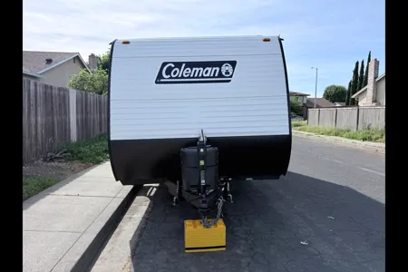 Jay's Coleman 17B Travel Trailer
