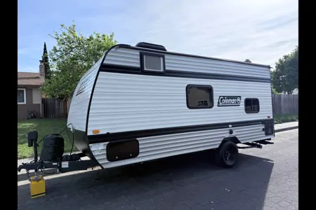 Jay's Coleman 17B Travel Trailer