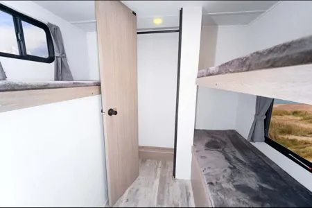 Jenny’s Gulf Stream Amerilite 279bh
