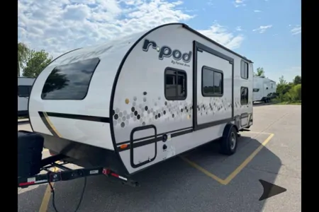 2021 R-Pod Travel Trailer with Bunk Beds