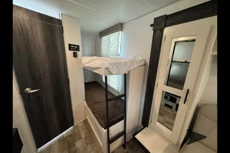 2021 R-Pod Travel Trailer with Bunk Beds