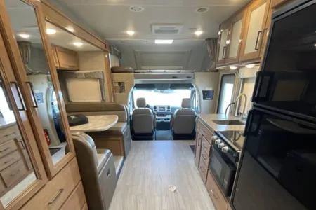 Quantum Leap into luxury! Class C Diesel Sprinter