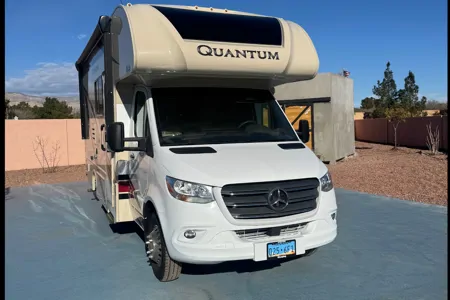 Quantum Leap into luxury! Class C Diesel Sprinter