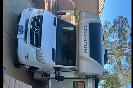 Quantum Leap into luxury! Class C Diesel Sprinter