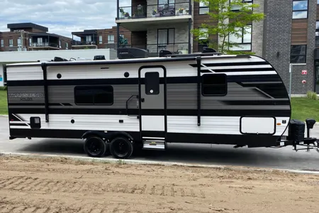 Escape life Grand Design Travel Trailer