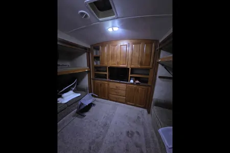 Dustin's Keystone  Montana Mountaineer 345DBQ Fifth Wheel