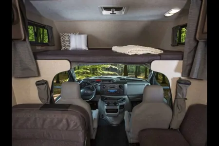 I&F's Thor Motor Coach Majestic 28A Class C