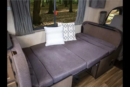 I&F's Thor Motor Coach Majestic 28A Class C