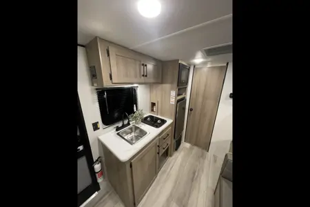 Ed's Keystone Coleman 17b Travel Trailer