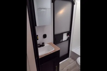 Springdale w/ Bunks: No Prep fee: Fully Equipped: Delivery Available ($85)