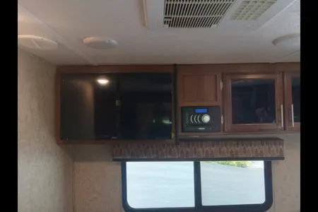 Ray's Forest River Tracer Air Travel Trailer