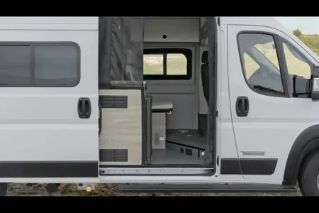 Pristine Winnebago Solis