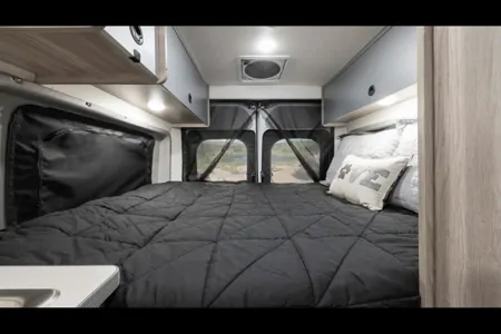 Pristine Winnebago Solis