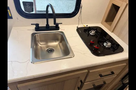 Danny's Keystone Coleman 17B Travel Trailer