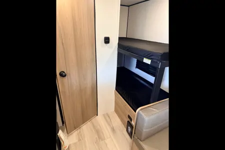 Danny's Keystone Coleman 17B Travel Trailer