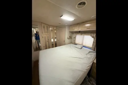 THE YANNIBAGODZ
