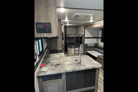 Jessica's Crossroads Zinger Travel Trailer