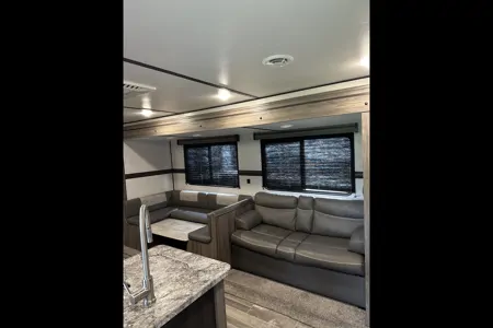 Jessica's Crossroads Zinger Travel Trailer