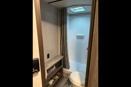 Jessica's Crossroads Zinger Travel Trailer