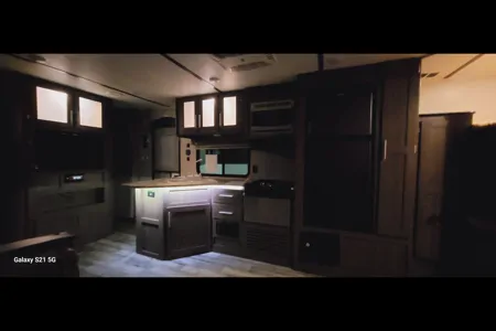 Coastal Cruiser – Your Home on the Road Hideout 274LHS Travel Trailer