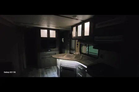 Coastal Cruiser – Your Home on the Road Hideout 274LHS Travel Trailer