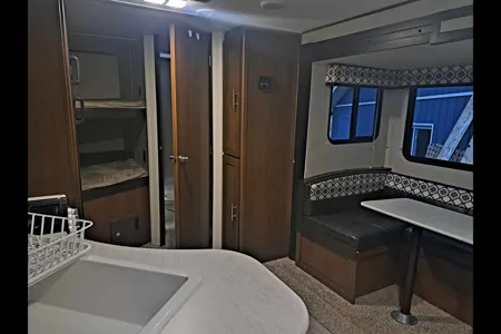 Riverside's Avenger 24