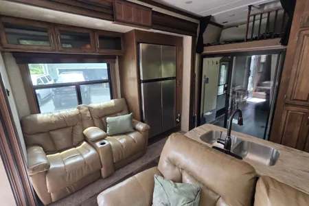 2015 Raptor Toy Hauler