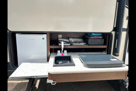 Tyler's Keystone 308BHS Travel Trailer