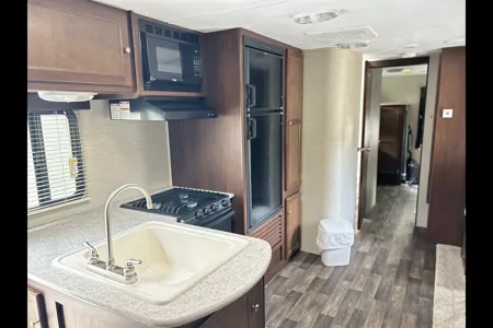 Tyler's Keystone 308BHS Travel Trailer