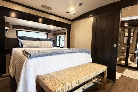 Luxury RV Cottage