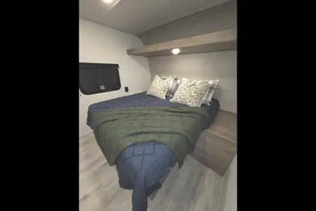 Loaded 2025 Keystone Springdale West 20bhwe Travel Trailer (Aka: Mungojerrie)