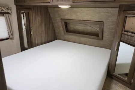 Ashley's Coachmen Apex 300BHS Travel Trailer