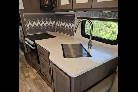 stephan's Thor Motor Coach Hurricane Class A