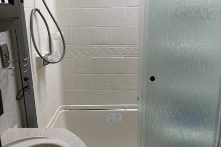 Luxury 2018 Keystone Cougar – Spacious Rear Living RV | Perfect Family Camping