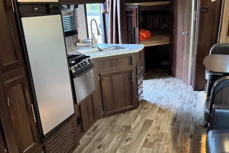 South Delta Jayco Whitehawk Travel Trailer