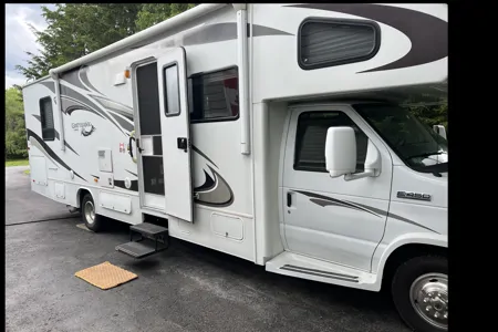 Harvey - Gpa’s Jayco Greyhawk Class C