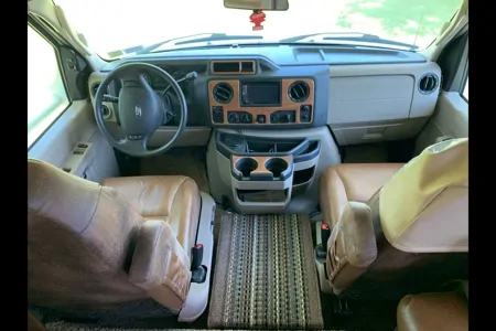 Harvey - Gpa’s Jayco Greyhawk Class C