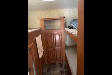 Annie’s Coachmen Chapparel Lite Fifth Wheel